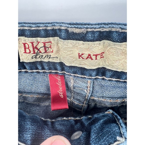 BKE Kate medium wash denim jean capri pants size 29 - Picture 4 of 6